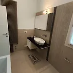 Elagantemente Arredata Villa
