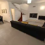 Villa Elagantemente Arredata Cervia