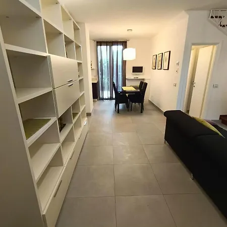 Villa Elagantemente Arredata Villa Cervia